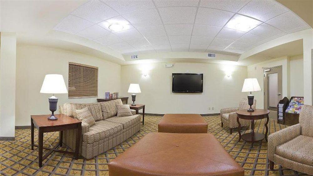 Candlewood Suites Fort Myers/Sanibel Gateway, An Ihg Hotel Bagian luar foto