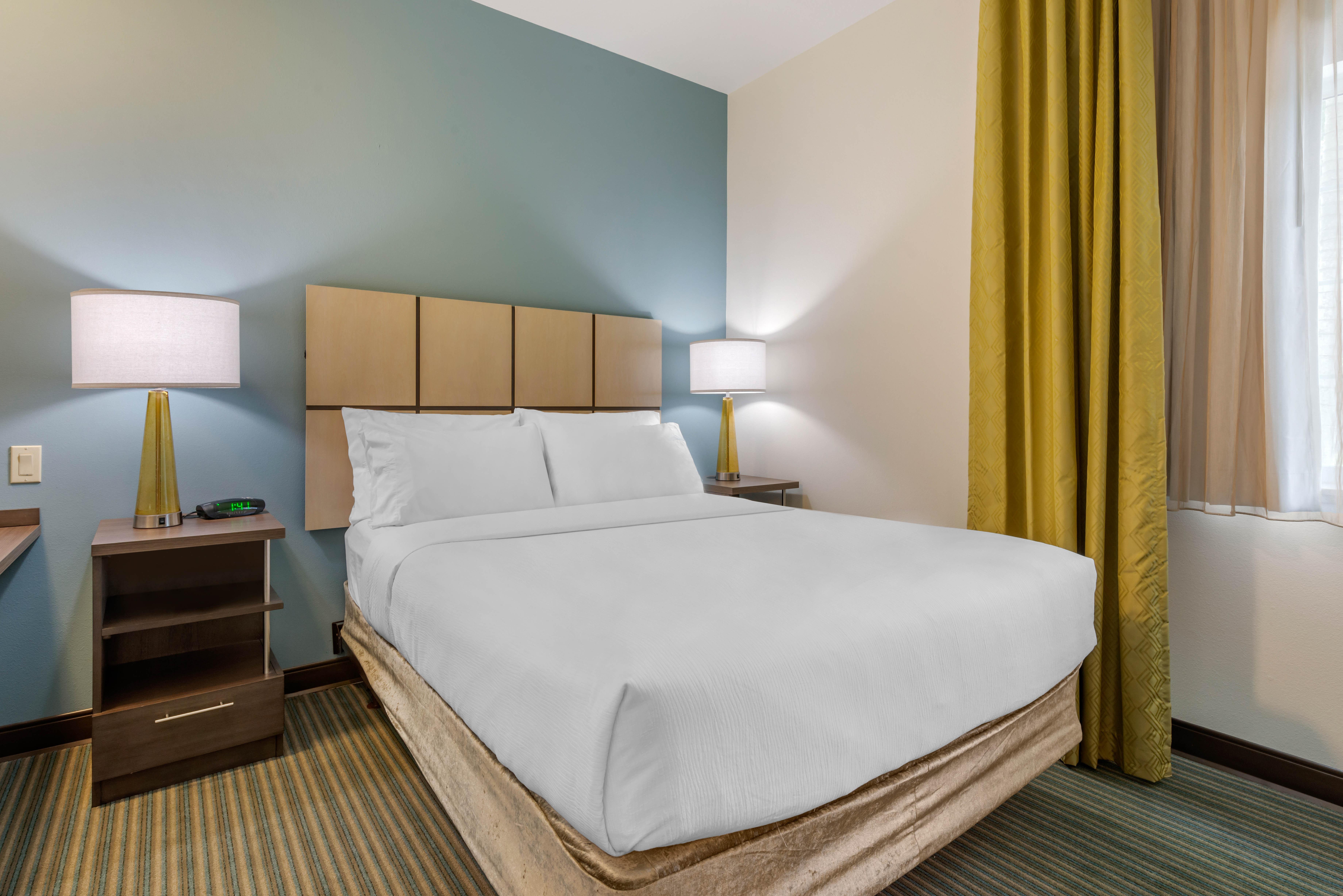 Candlewood Suites Fort Myers/Sanibel Gateway, An Ihg Hotel Bagian luar foto