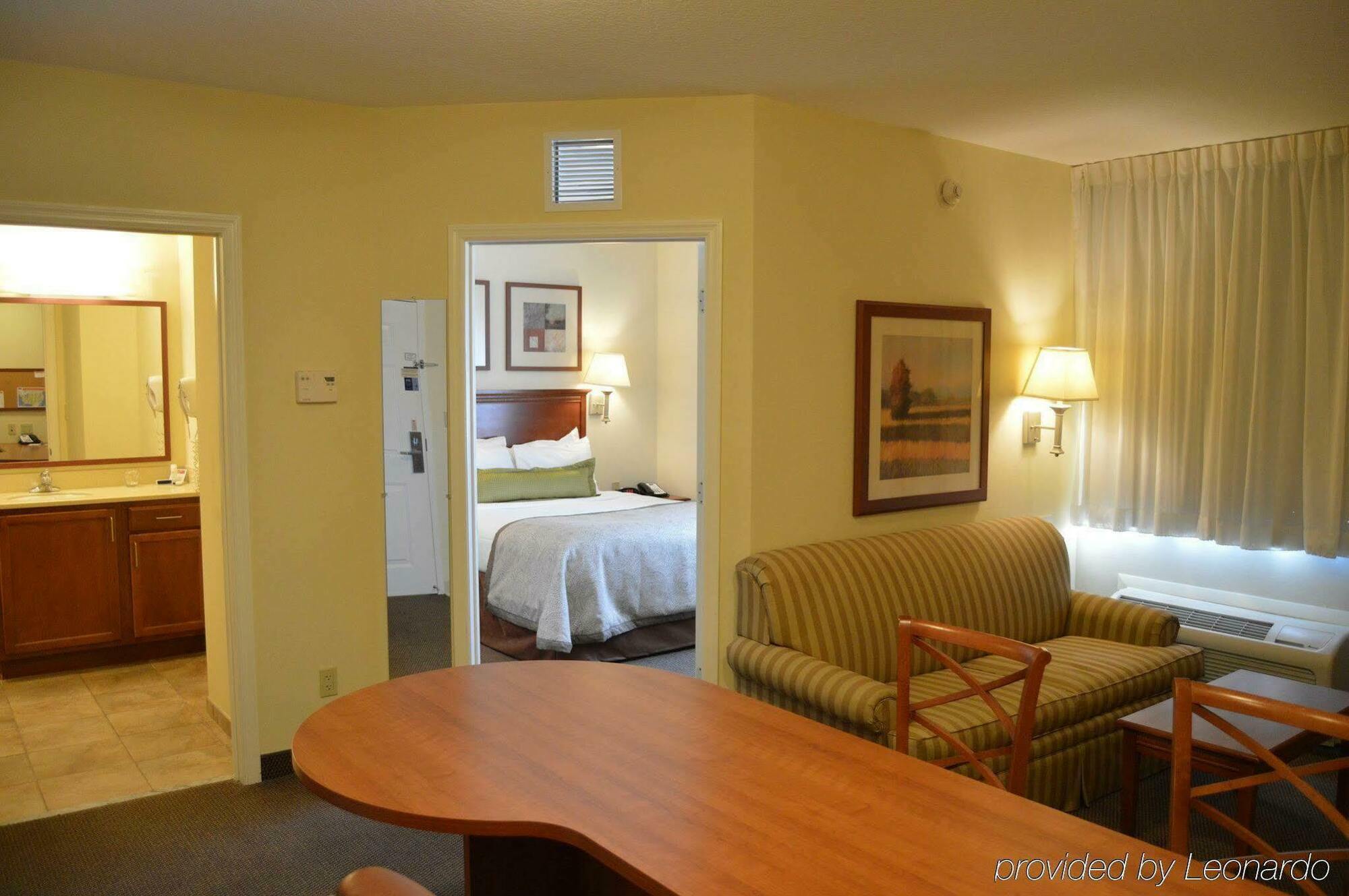 Candlewood Suites Fort Myers/Sanibel Gateway, An Ihg Hotel Bagian luar foto